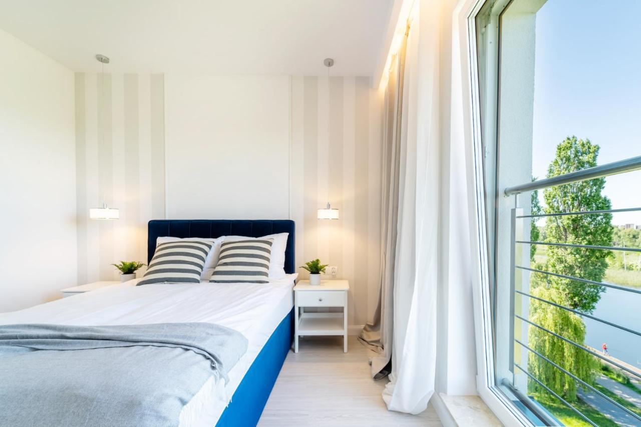 Belle View - 3Pok, Nawet 5 Lozek, Piekny Widok Na Rzeke, Tv55" Z Netflix I Max, Parking, Winda Apartment Ilawa Bagian luar foto