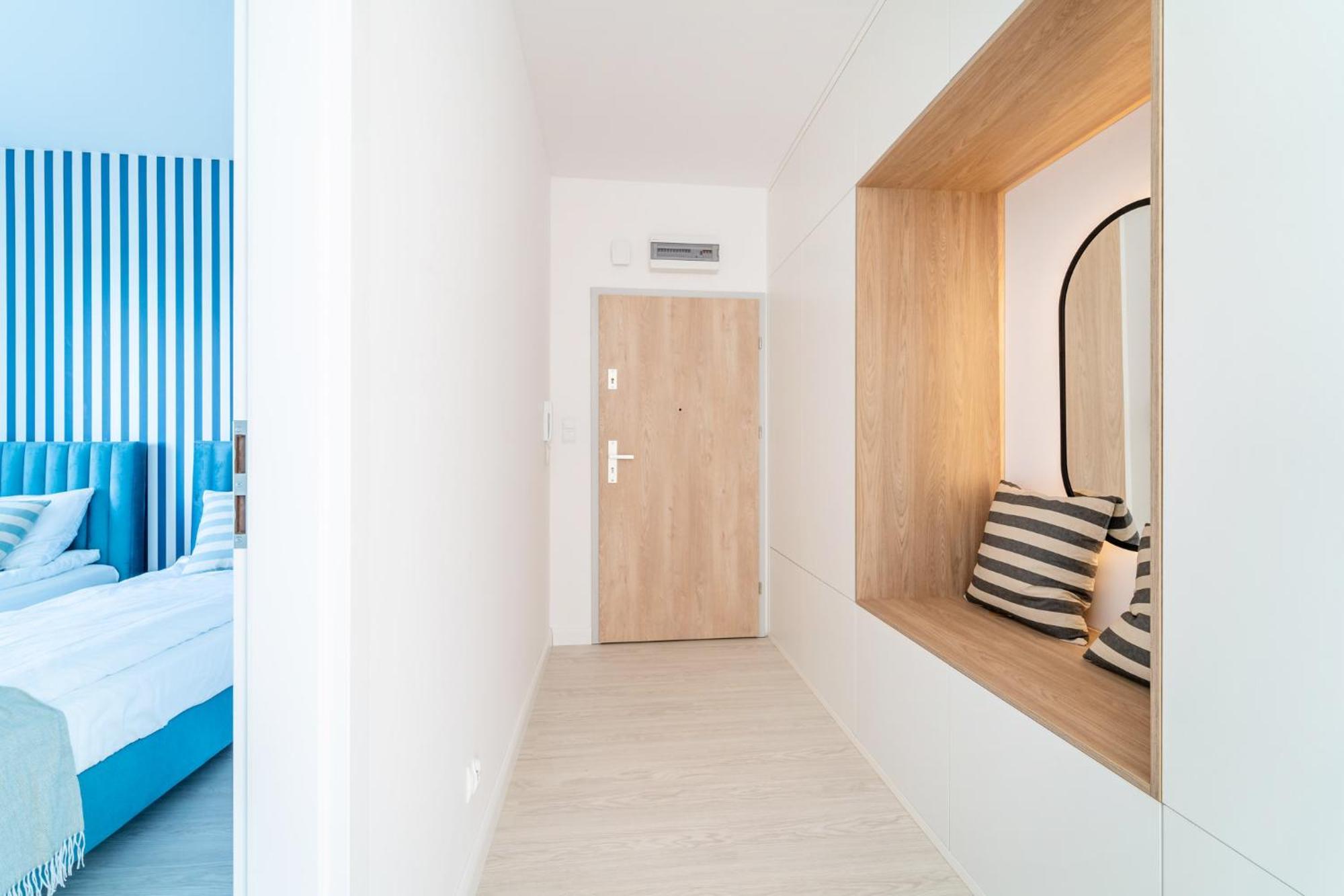 Belle View - 3Pok, Nawet 5 Lozek, Piekny Widok Na Rzeke, Tv55" Z Netflix I Max, Parking, Winda Apartment Ilawa Bagian luar foto